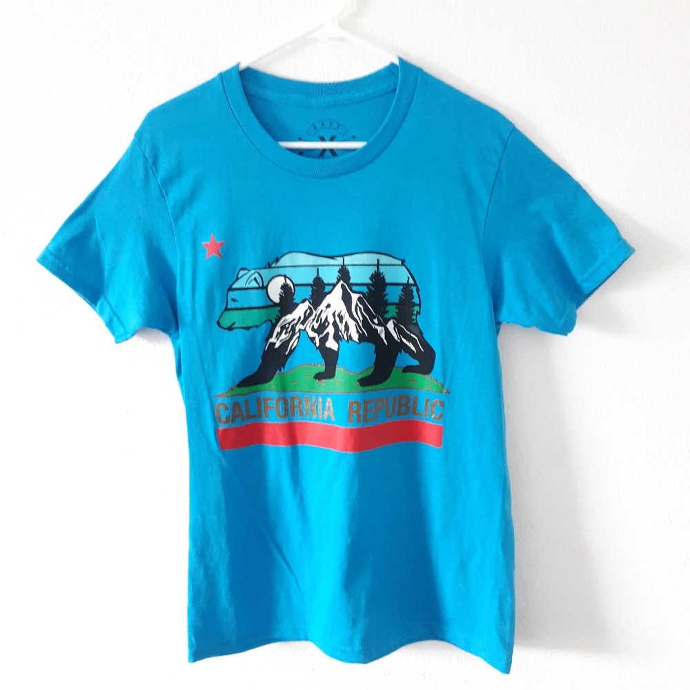 California T-shirt Men's Size M